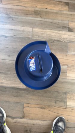 Jugs Soft Toss Machine