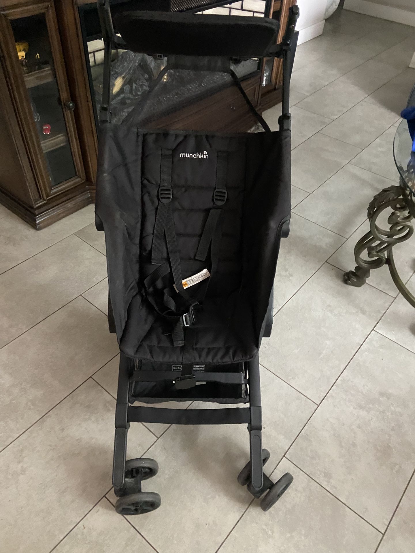 Munchkin Travel Stroller