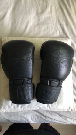SuperRare Original Gloves