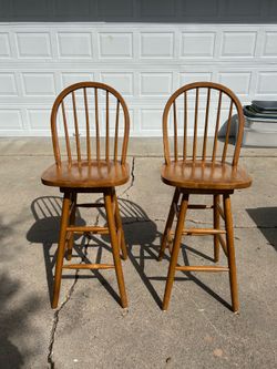 Swivel Bar Stools