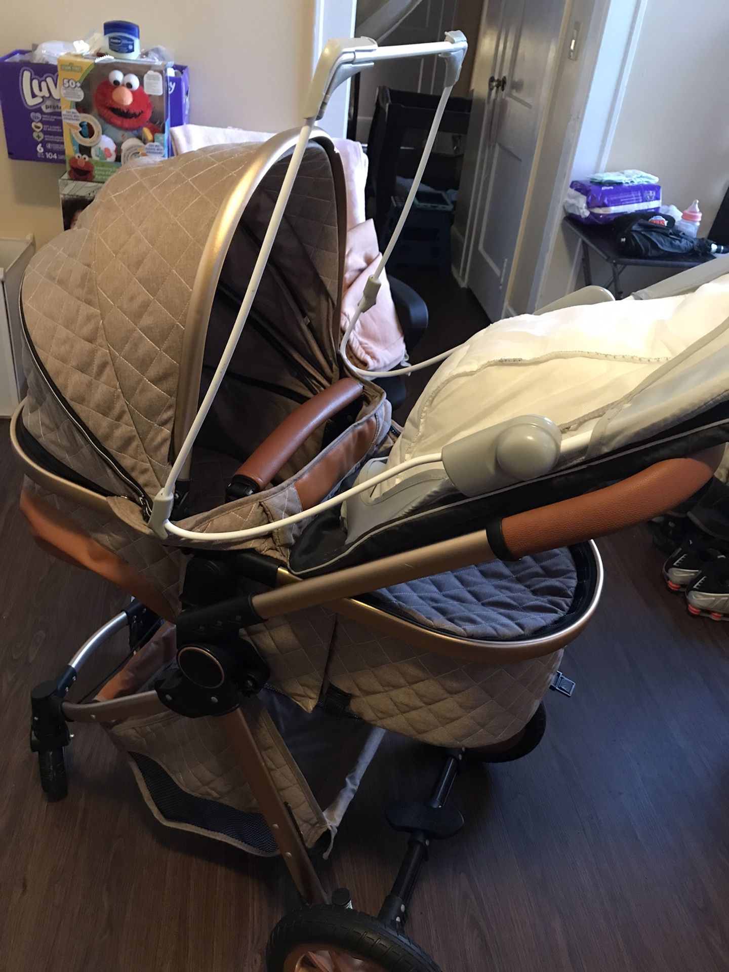 Newborn Used Stroller Great Condition Only Used 3 Times Copper Brown Is The Color