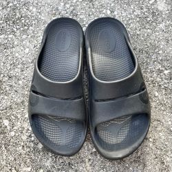 Oofos OOahh Recovery Slide -Wmn 7/Men 5 -Black Rubber Slip-on Sport Sandals -EUC