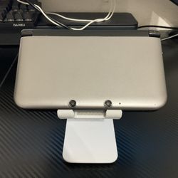 3DS XL Modded With Games