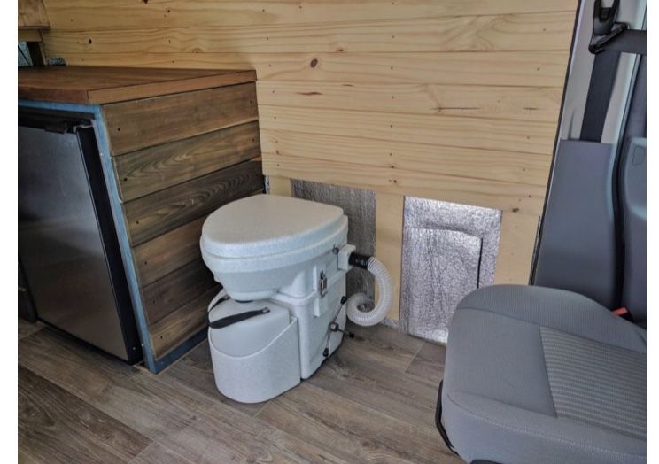 Nature's Head Self Contained Composting Toilet with Close Quarters Spider Handle Design BRAND NEW NEVER USED