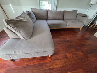 Multiple L shaped sectional with delivery
