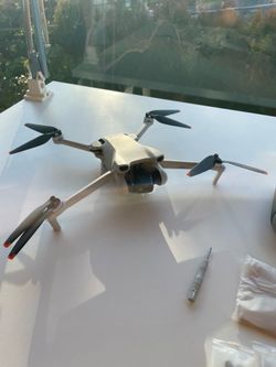 DJI Mini 3 Drone - Like New