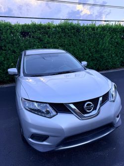 2014 Nissan Rogue S - 113k Miles