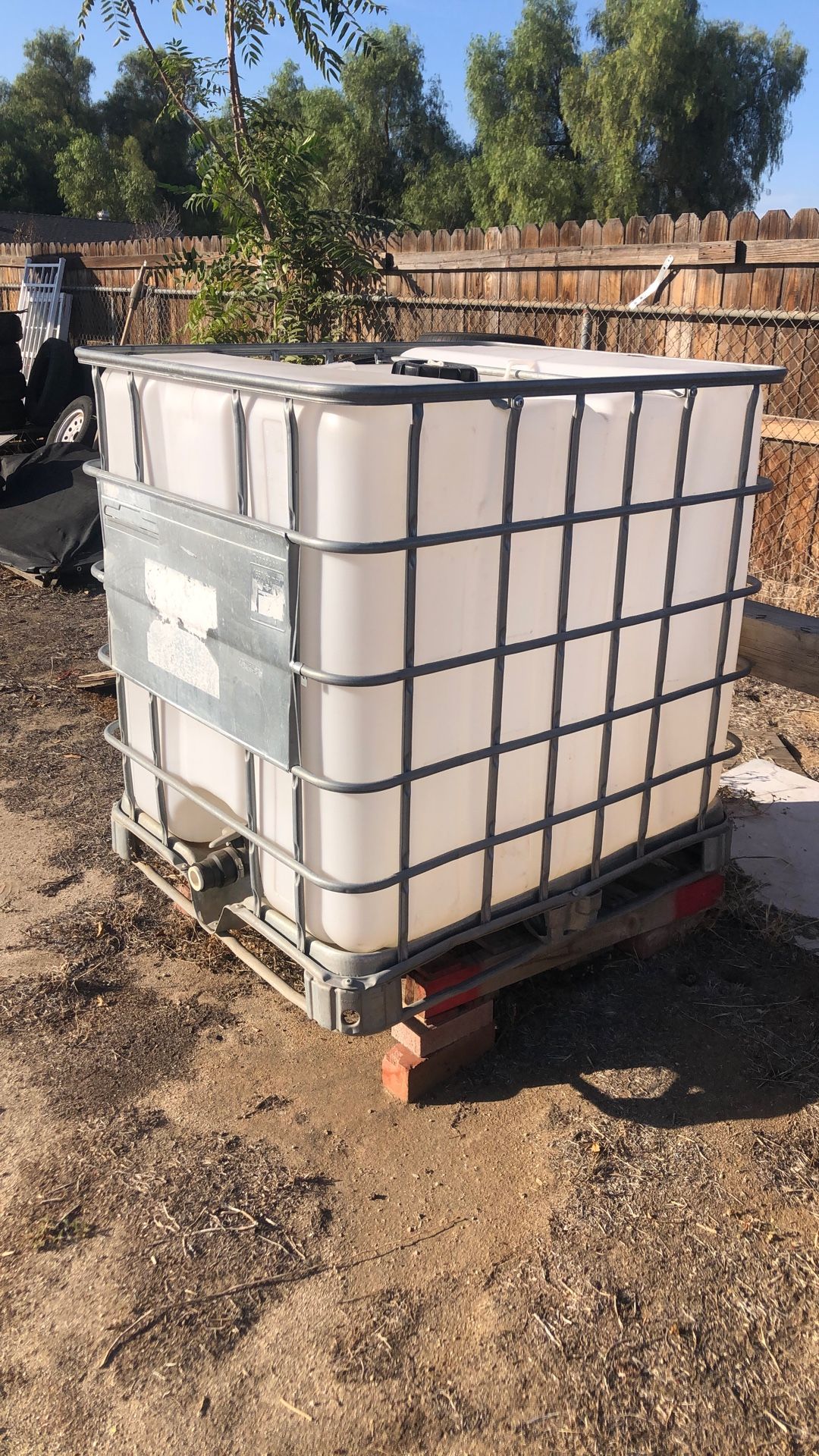 Bulk Liquid Container - Schultz Ecobulk/Recobulk