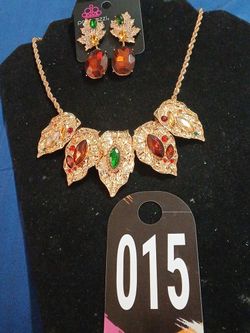 #015 $16 New Arrival today Gold necklace and beautiful earrings