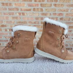 Sorel Explorer II Joan Faux Fur Waterproof Boots US Size 6