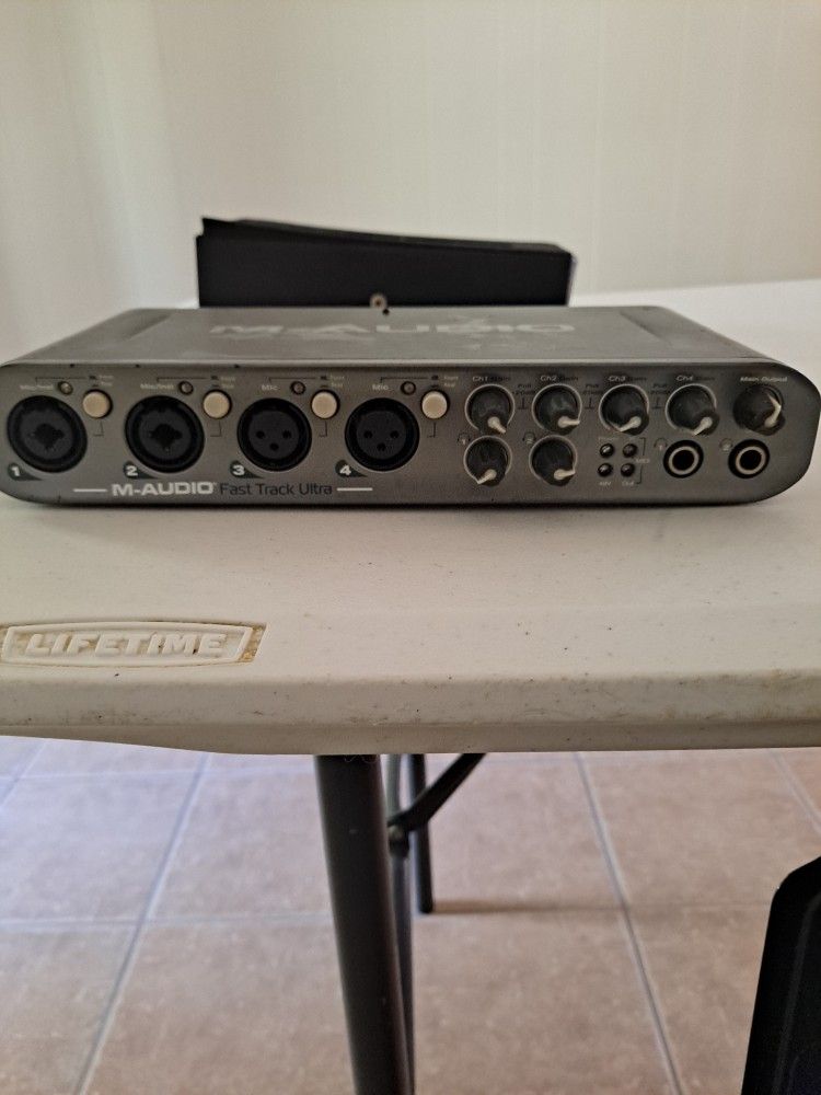 Used M-Audio Fast Track Ultra Audio Interface