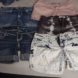 5 Pairs Of Shorts Amethyst And SO Brand Size 3