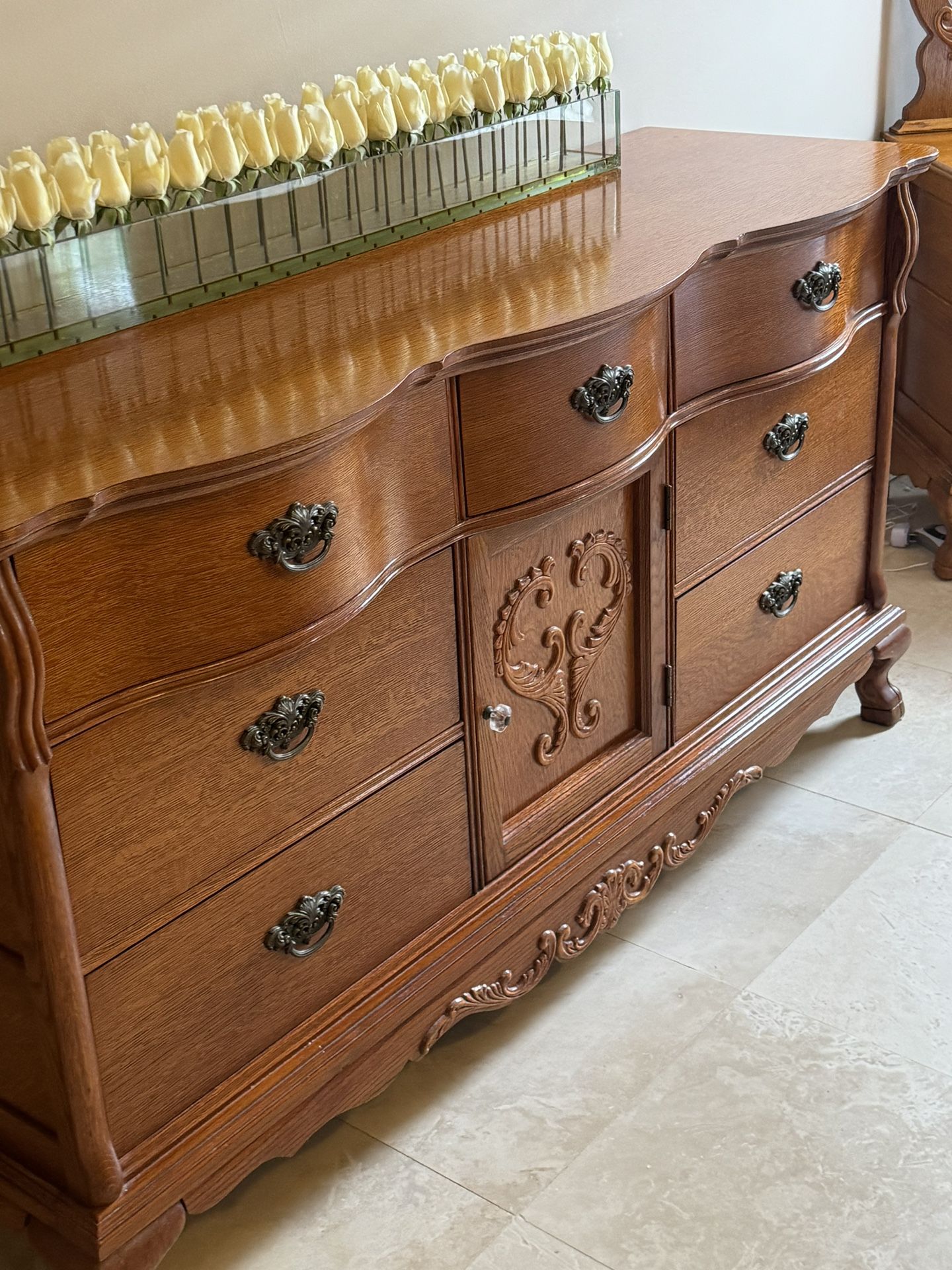 Lexington furniture victorian sampler discount