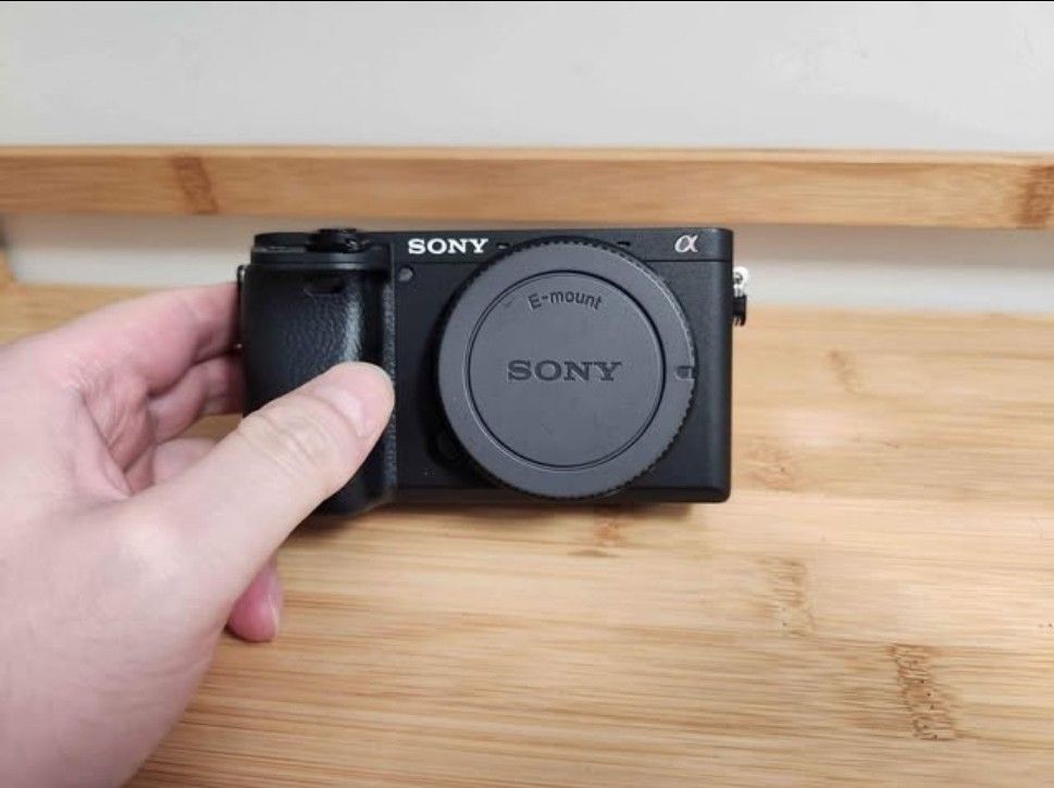 Sony A6400 Mirrorless Camera