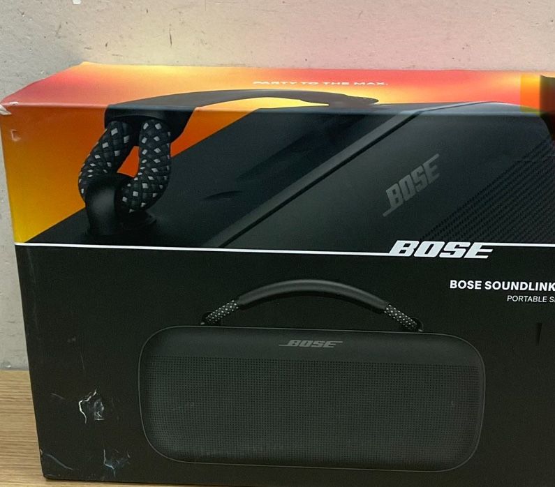 Bose SPEAKER BRAND NEW