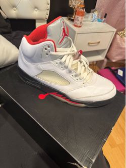 Jordan 5 fire red size 12