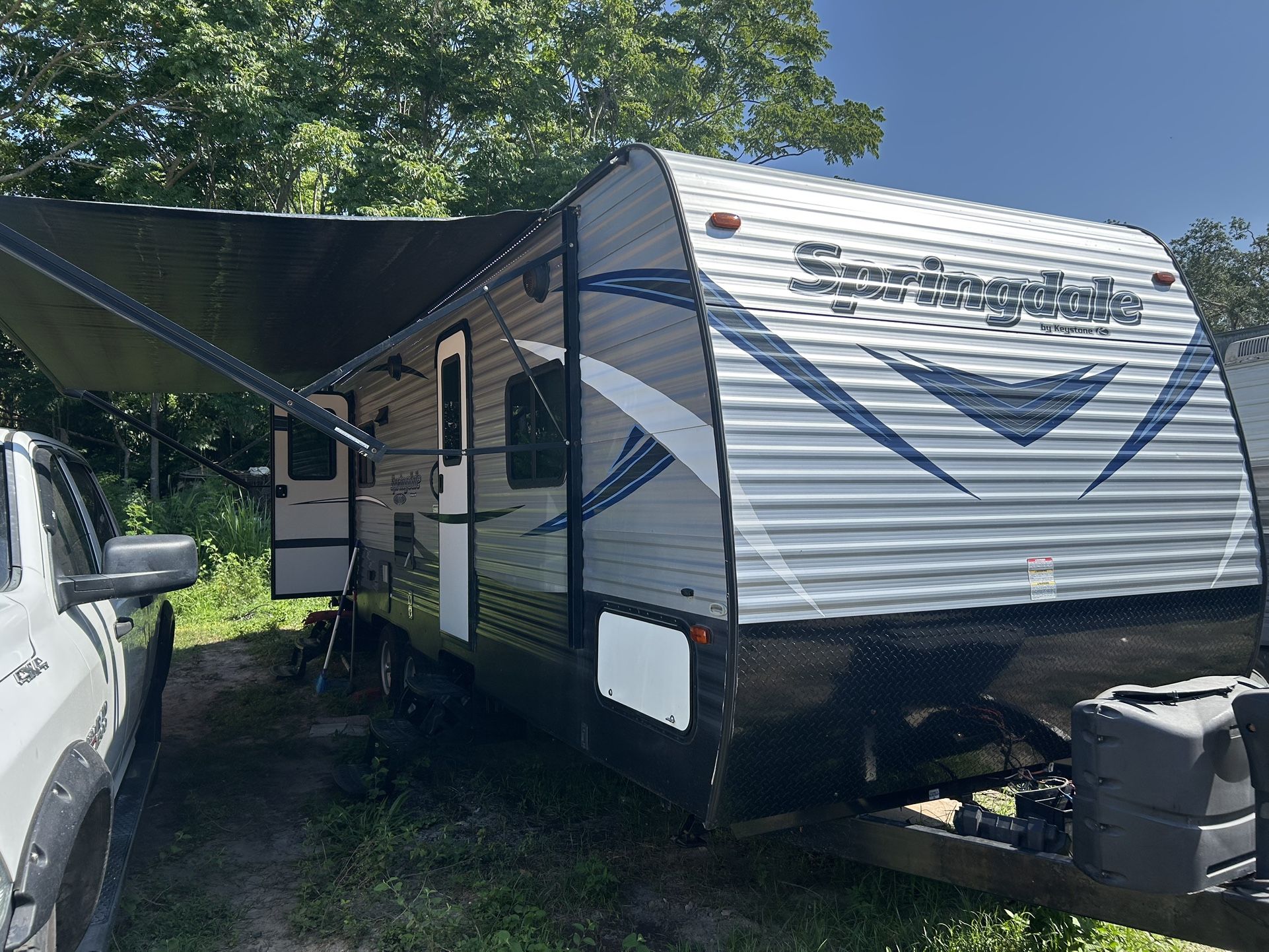 2018 Springdale SS by Keystone 26ft