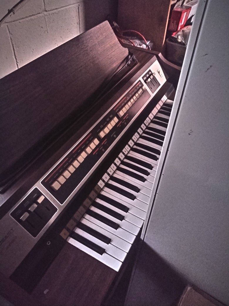 Electric Organ