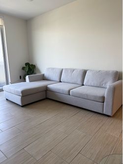 Modern Light Gray Sectional Sofa with Reversible Chaise