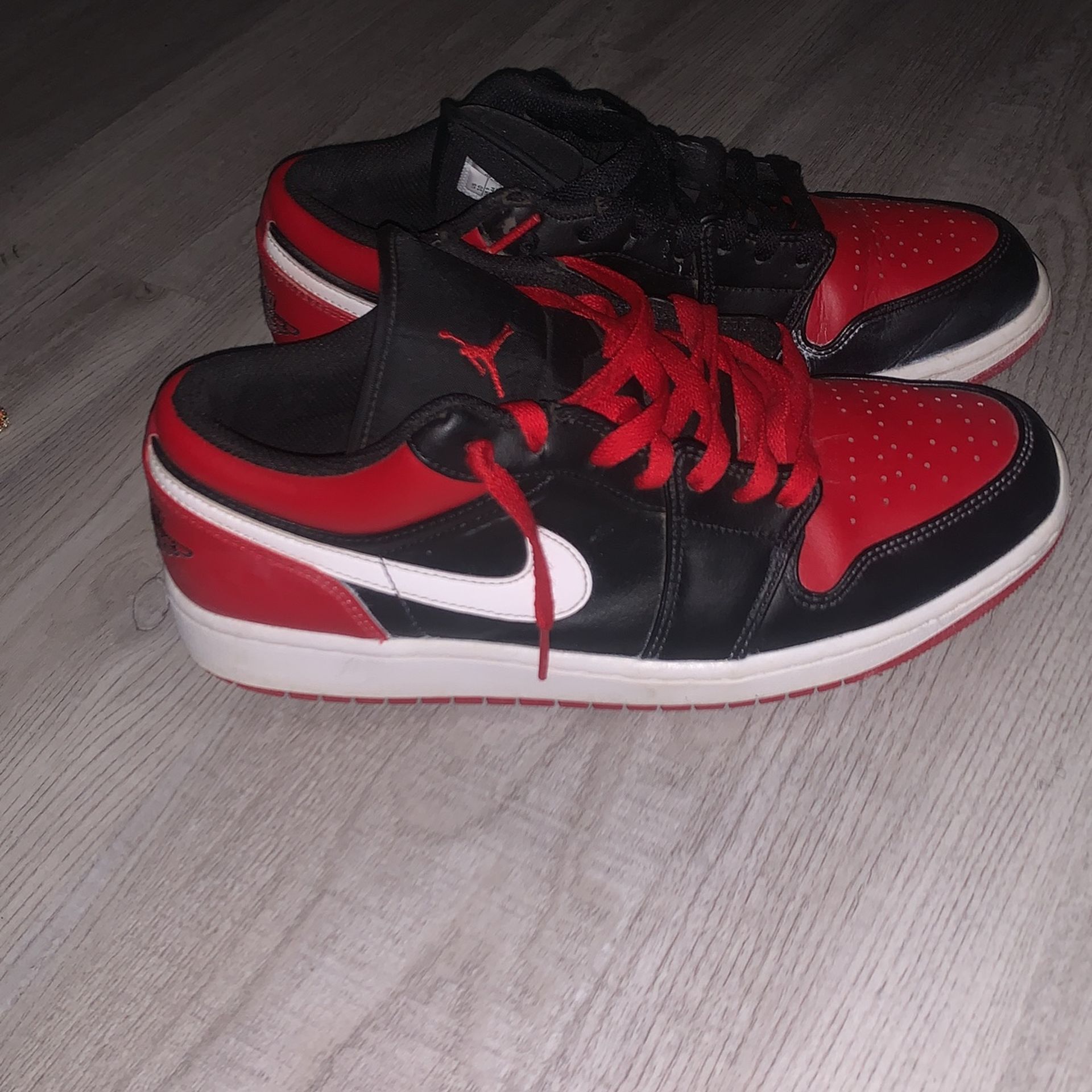 Jordan 1s Low 40$
