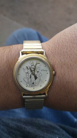 Disney Goofy Watch