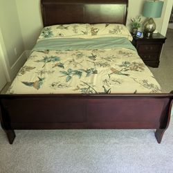 Free QUEEN Bed, Dresser With Mirror And Night Stand