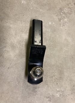 **Nissan Genuine OEM Nissan Xterra Pathfinder Hitch w/ 2" Ball