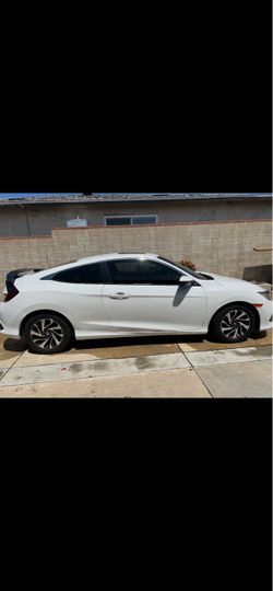2018 Honda coupe