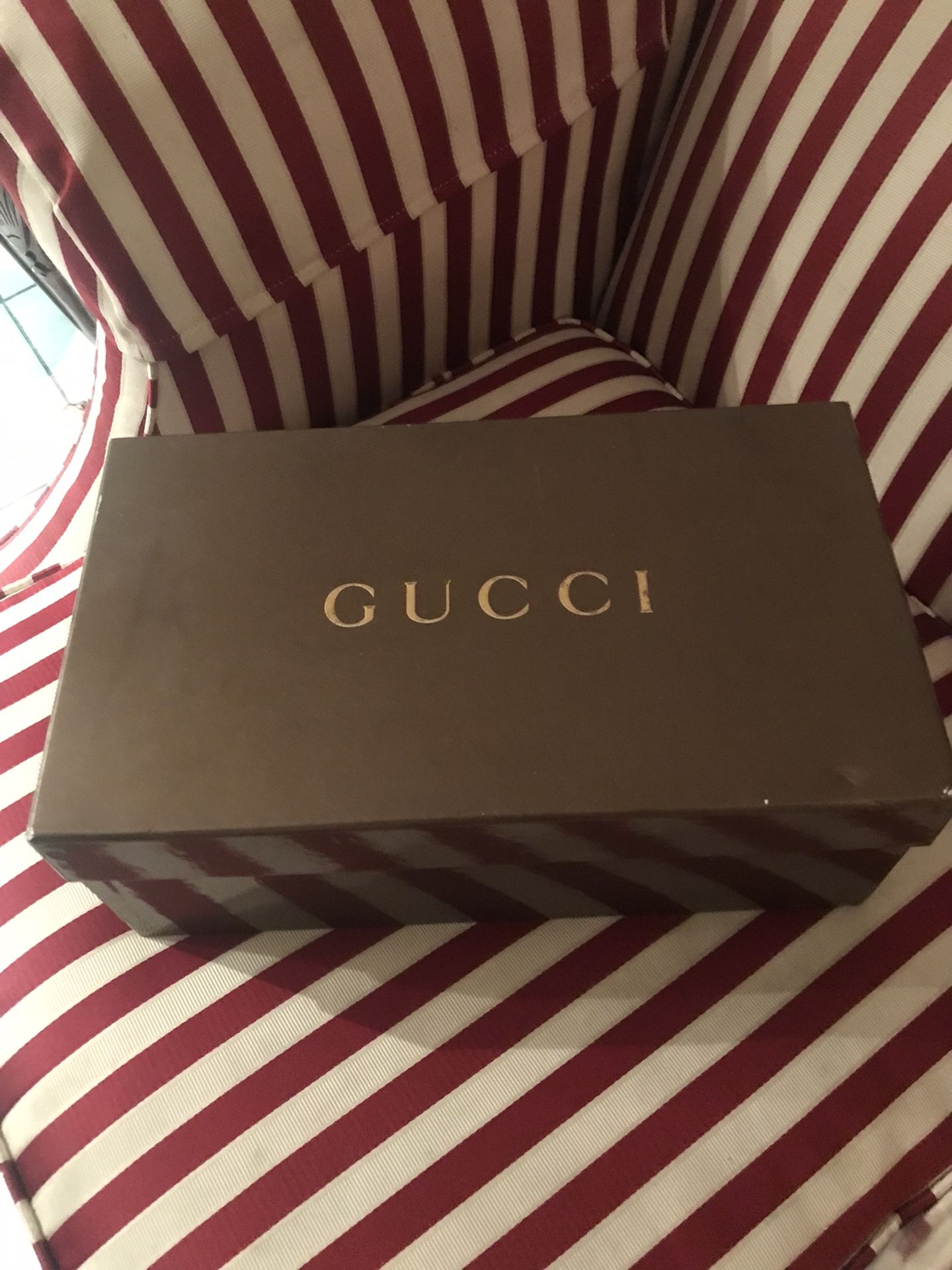 Like New genuine Gucci Merry Christmas !!!
