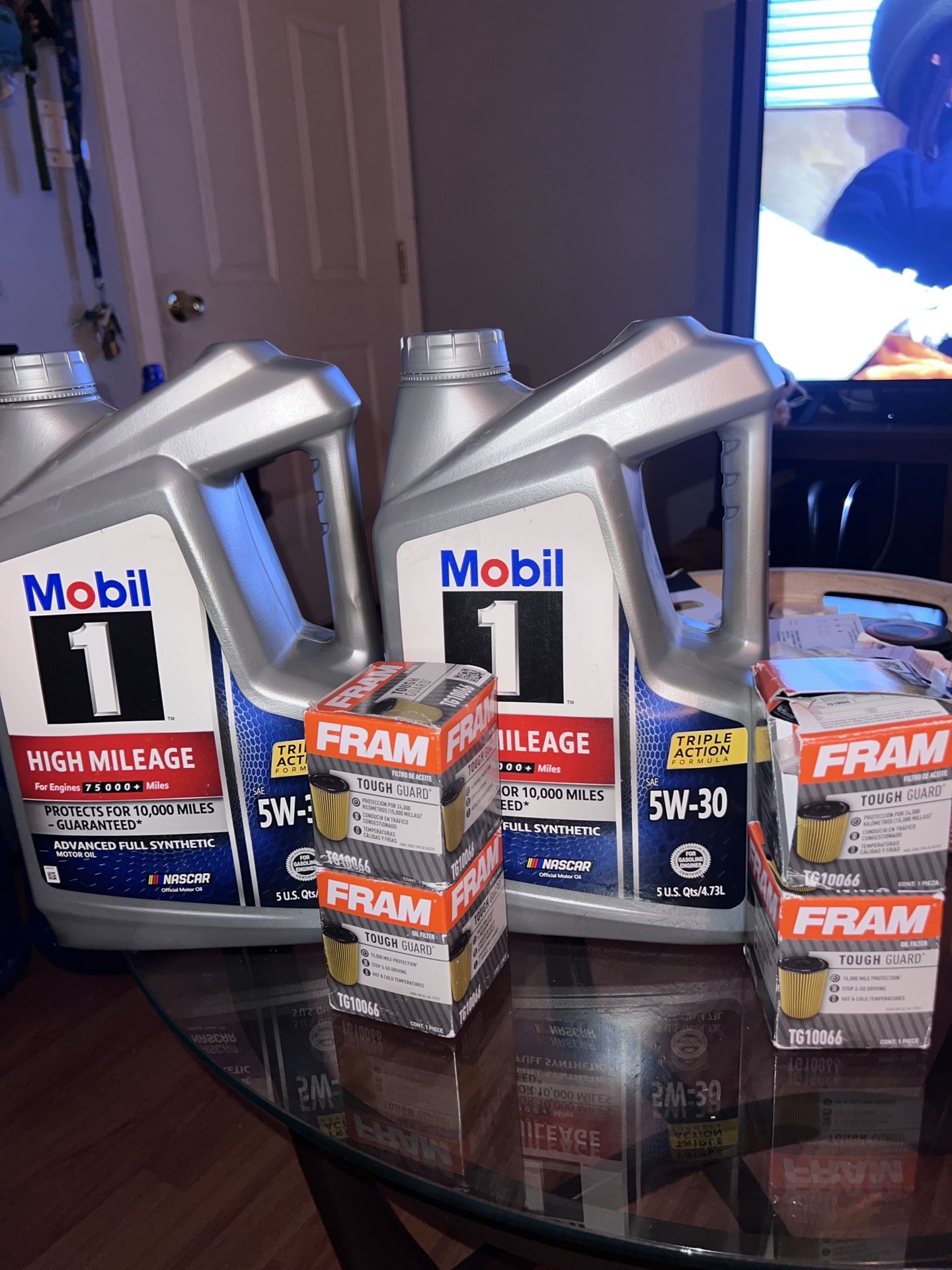 Mobil 1 5W-30 Advanced Full Synthetic Oil