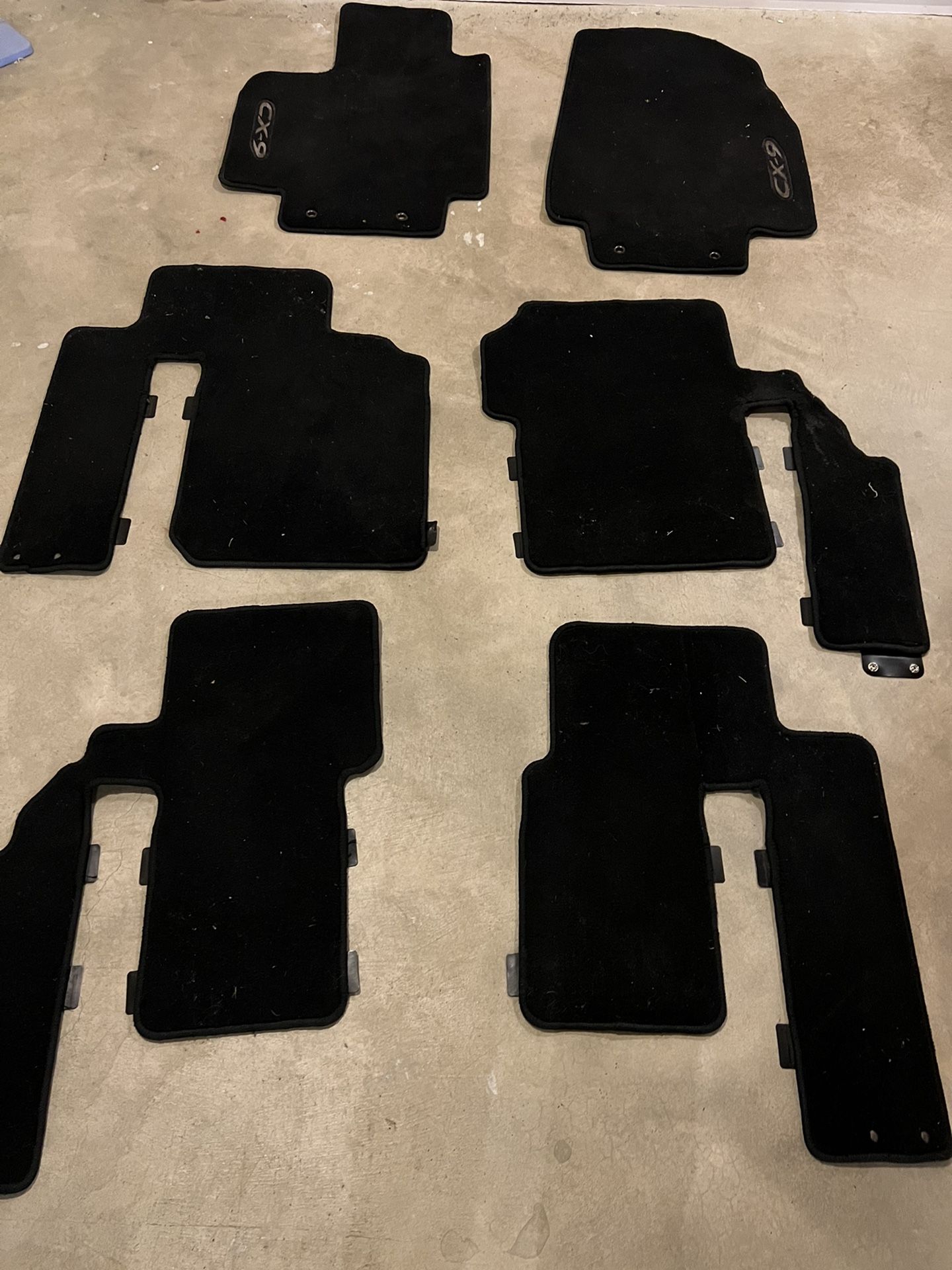 Gently Used OEM Mazda CX9 Floors Mats Fits (2007 2008 2009 2010 2011 2012 2013 2014 2015 ) 