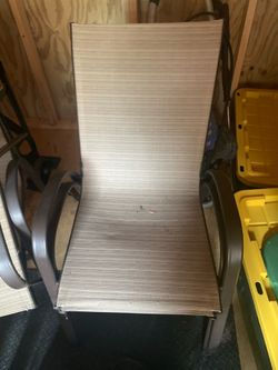 4 outdoor chairs