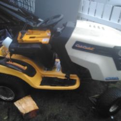 Cub Cadet Riding Lawn Mower