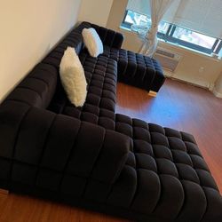 Brand New/ Black Velvet Double Chaise Sectional, Seccional, Couch/ Delivery Available 