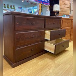 Dresser/ Six drawers dresser