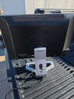 Gateway Computer Monitor with Stand