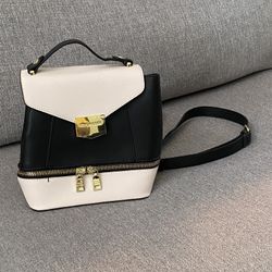 Steve Madden Black And White Purse