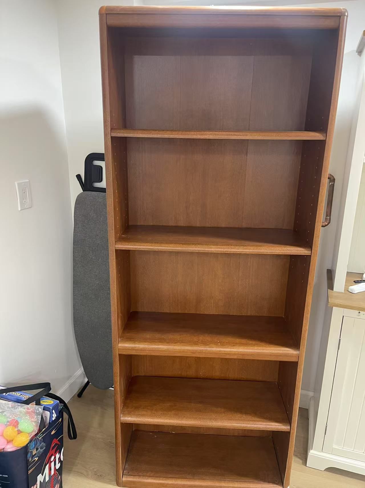 3 Shelves