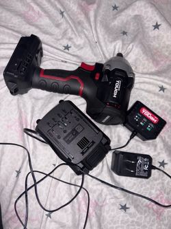 Hyper tough 1/2 impact with battery and charger