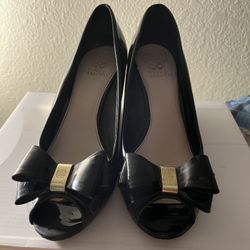 Vince CAMUTO Black Wedge Heel 9 