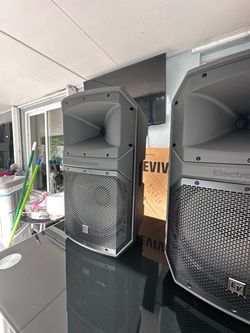 Electro voice