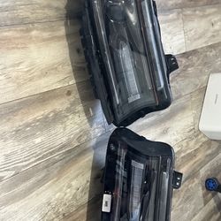 2017 Dodge Charger Front Headlights 