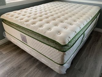 King organic elite superior hybrid cool gel memory Foamm pillow top 14inch Matres!