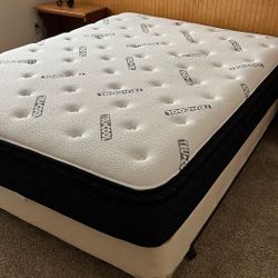 Simmons Mattress & Foundation 
