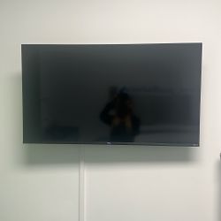 40” TCL Roku TV 