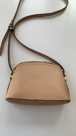 Women Purse Small Color Tan 