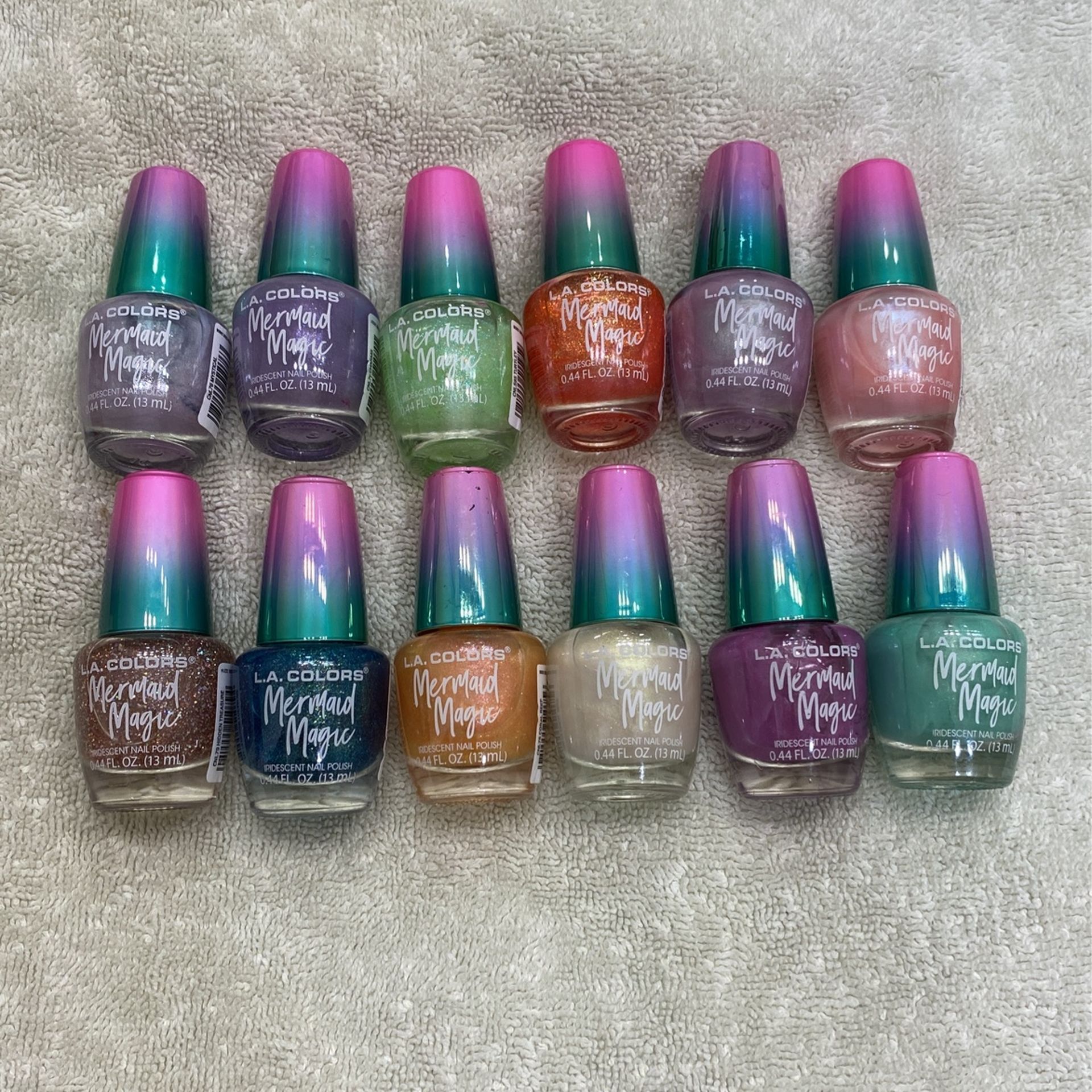 NAIL POLISH 
