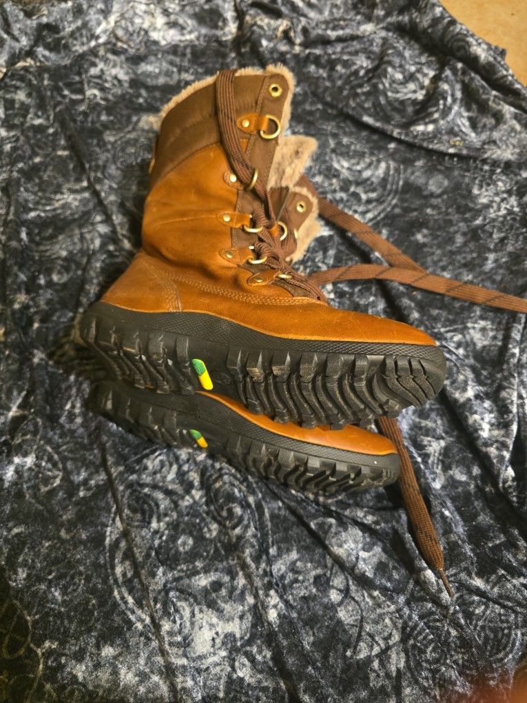 8- Boots  Timberland