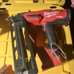 Milwaukee & DeWalt Power Tools – Like New – Priced to Sell (Aurora, CO)