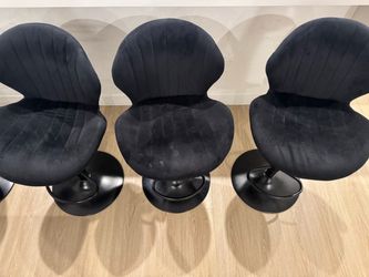 Set of 4 Black Swivel Bar Stools